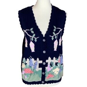 Vintage Northern Reflections sweater vest with flowers and birdhouses Size Large